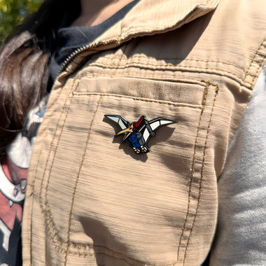 Load image into Gallery viewer, Transformers Swoop Pin