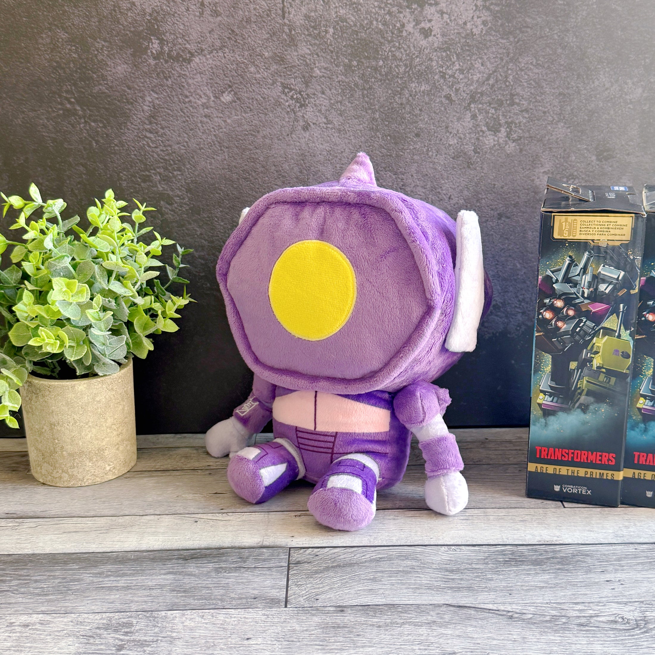 トランスフォーマー ショックウェーブ ぬいぐるみ