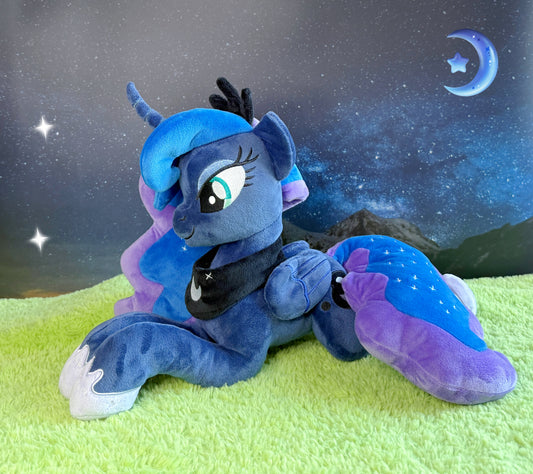 My Little Pony Cuddle Princess Luna