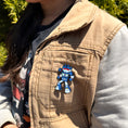 Load image into Gallery viewer, Transformers Soundwave Pin
